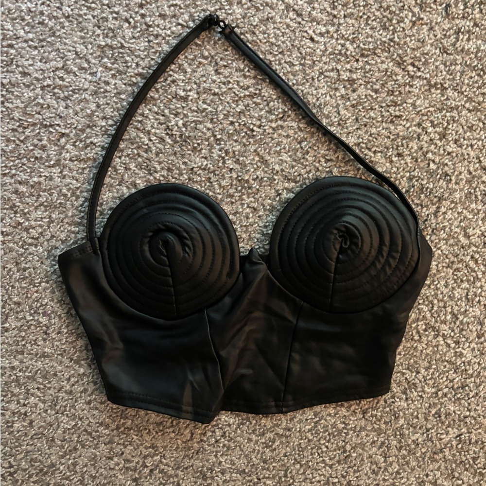 Leather spiral top